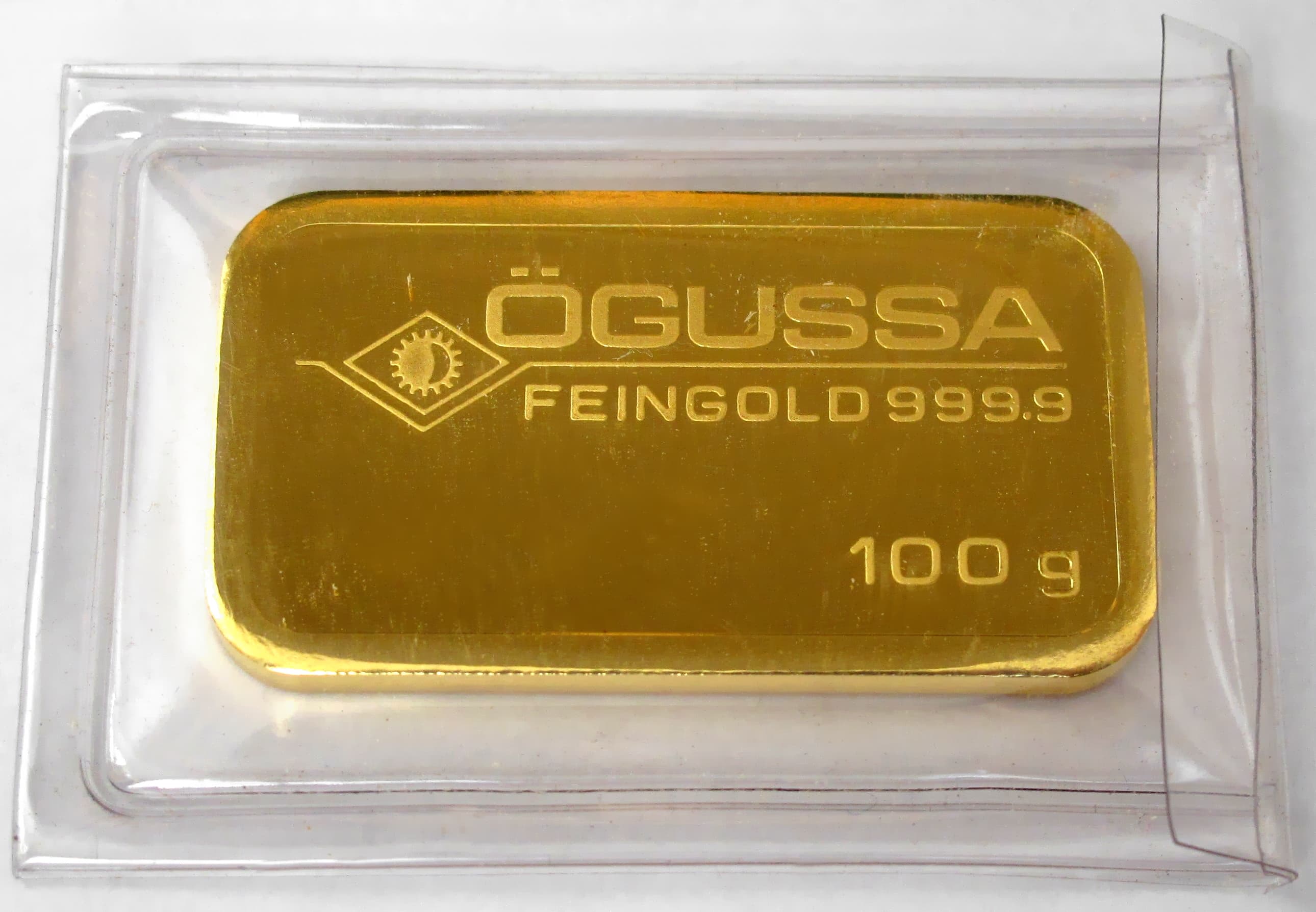 Gold's slide tests the rate-cut story the desk has doubted since 3 July
