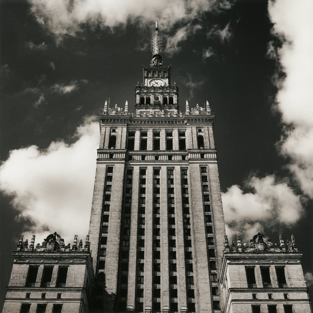 Warsaw's banks shrug off a CPI rebound that argues against further NBP cuts